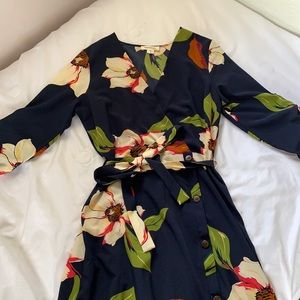 Dark blue flower Monteau dress